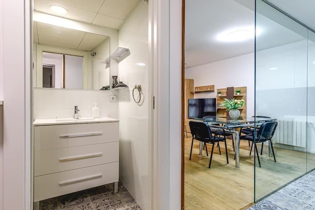 Moderno Apartamento Con Ac En Lorenzo Casanova Apartment Alicante Bagian luar foto