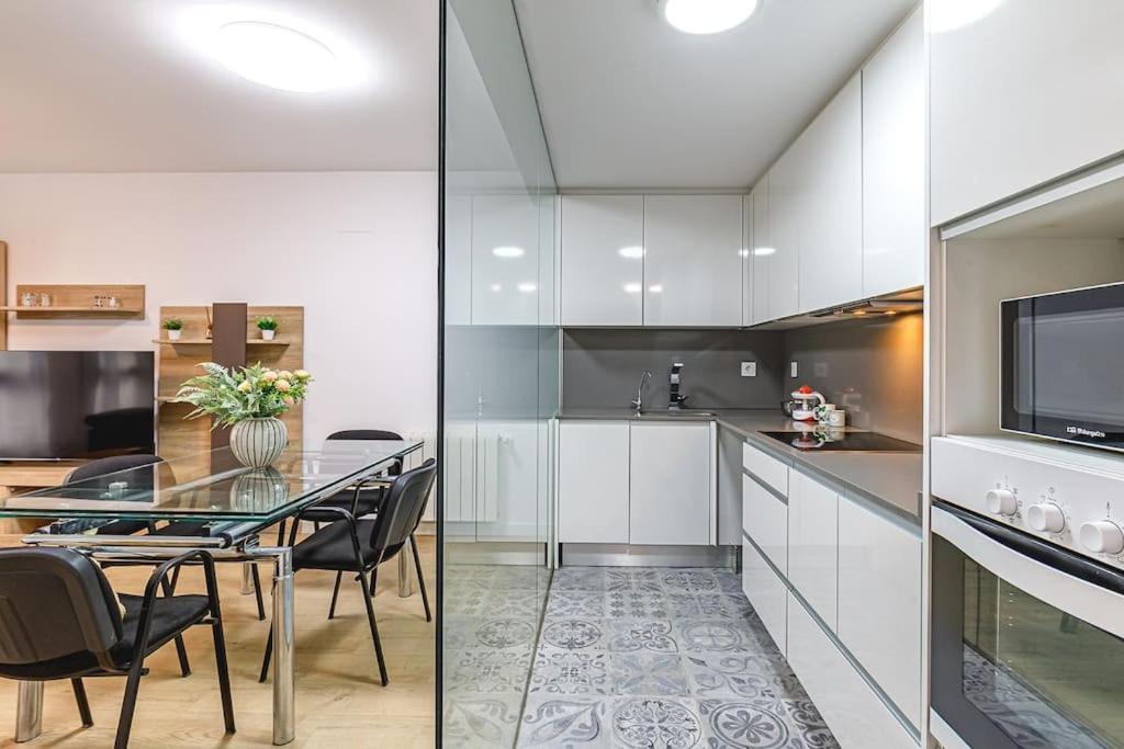 Moderno Apartamento Con Ac En Lorenzo Casanova Apartment Alicante Bagian luar foto