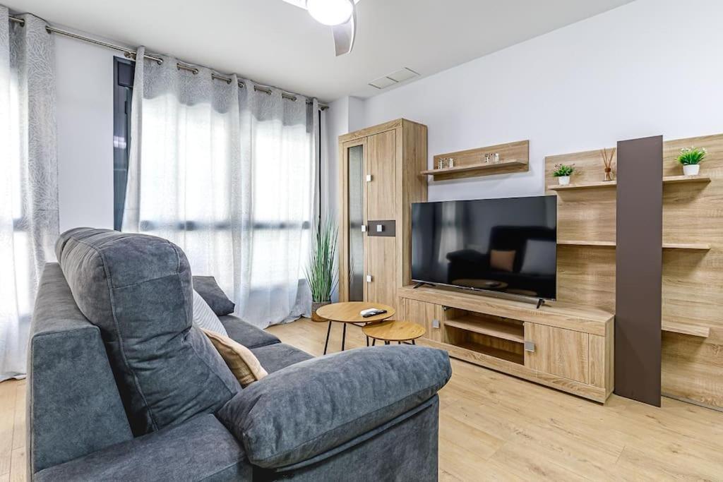 Moderno Apartamento Con Ac En Lorenzo Casanova Apartment Alicante Bagian luar foto